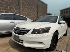 Honda Accord Sedan EX Automatic 2010 White