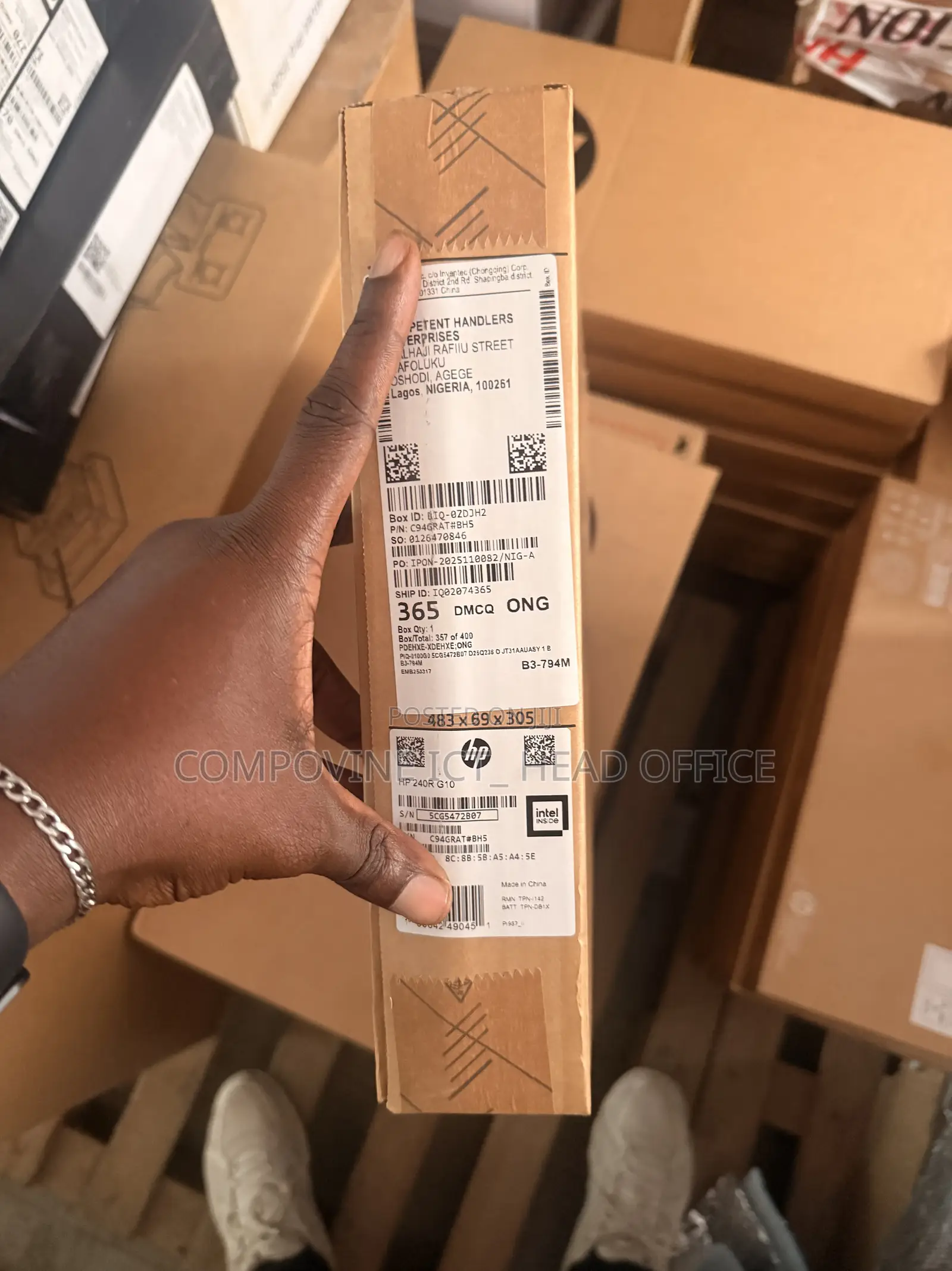 New Laptop HP 240 8GB Intel Core i3 SSD 512GB