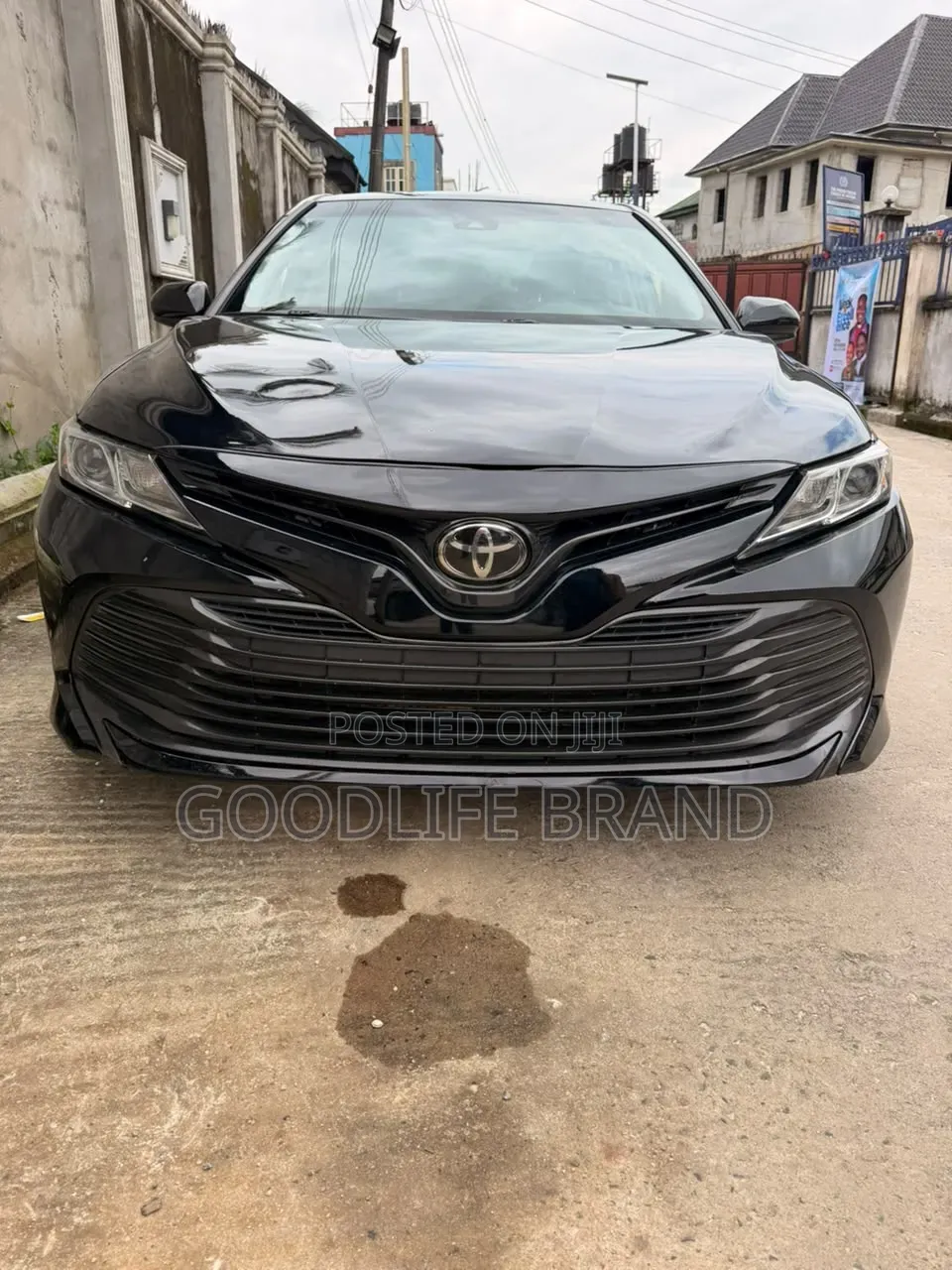 Toyota Camry SE FWD (2.5L 4cyl 8AM) 2018 Black