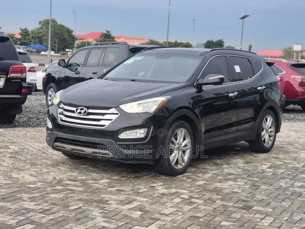 Hyundai Santa Fe 2014 Black