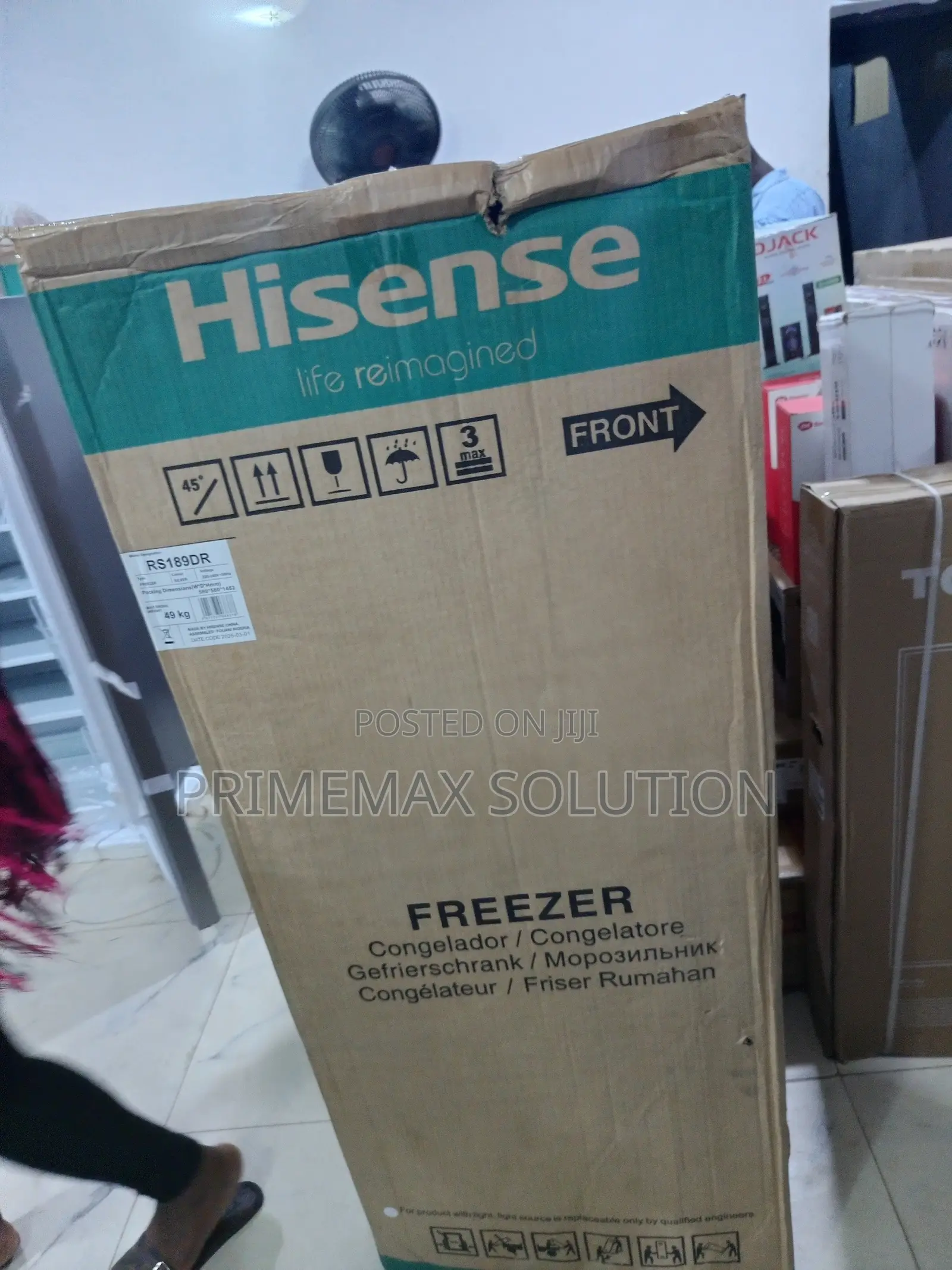 Freeze Smarter With This Efficient Hisense Powerhouse