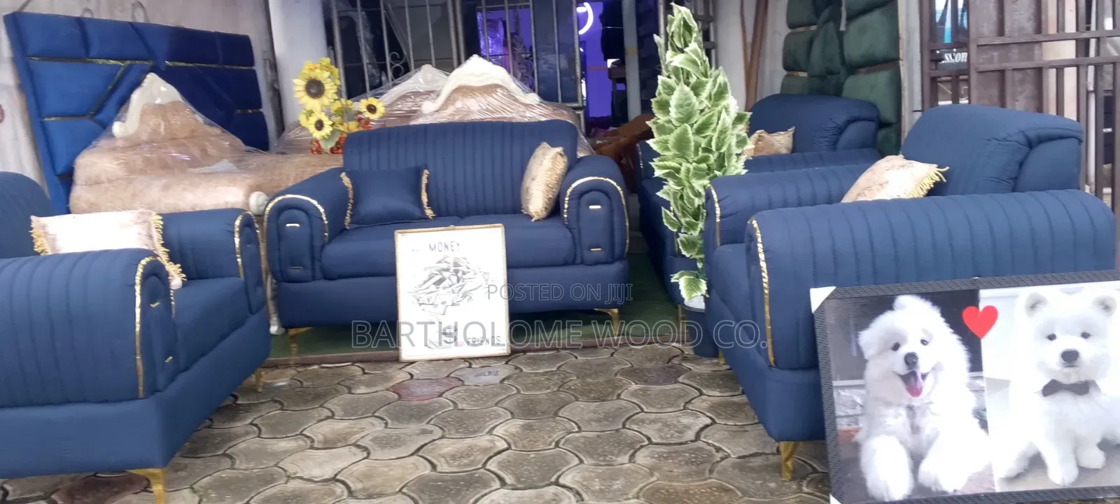 7 Seater Couch With Nice Royal Blue Color