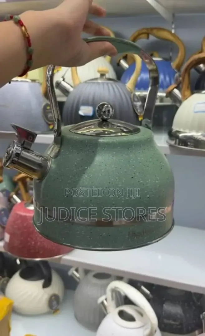 3 Liters Whistling Kettle