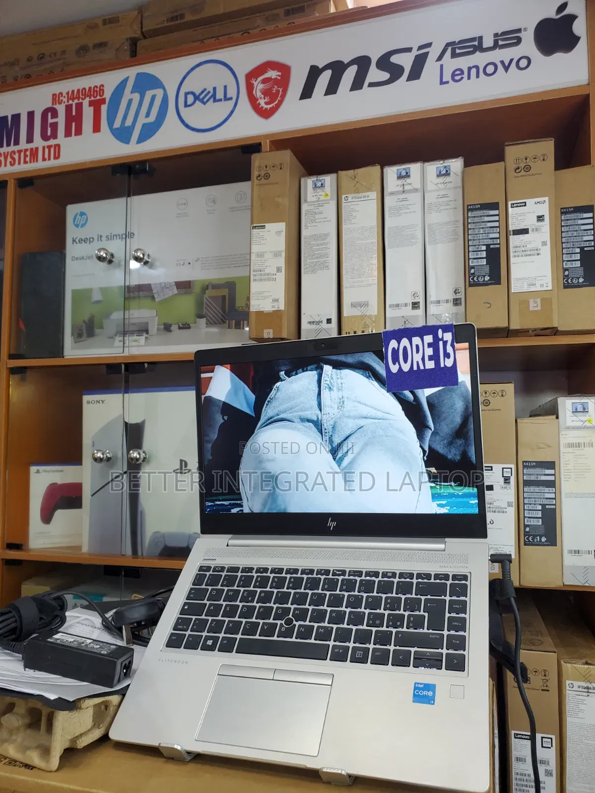 New Laptop HP EliteBook 8470W 12GB Intel Core i3 SSD 256GB