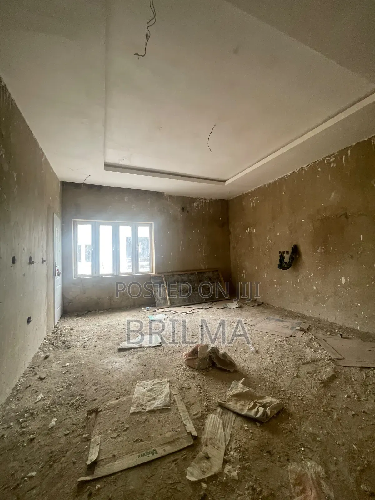 4bdrm Duplex in Life Camp for sale