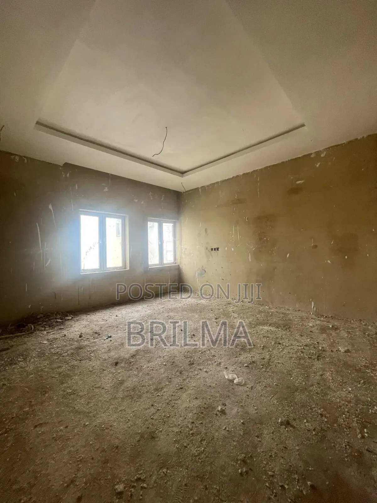 4bdrm Duplex in Life Camp for sale