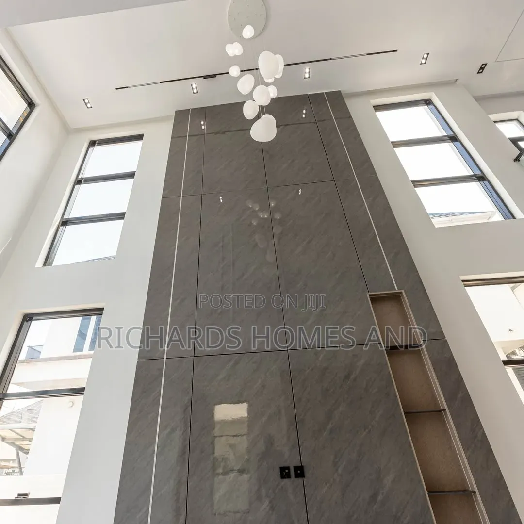 5bdrm Duplex in Megamound Estate, Ikota for sale