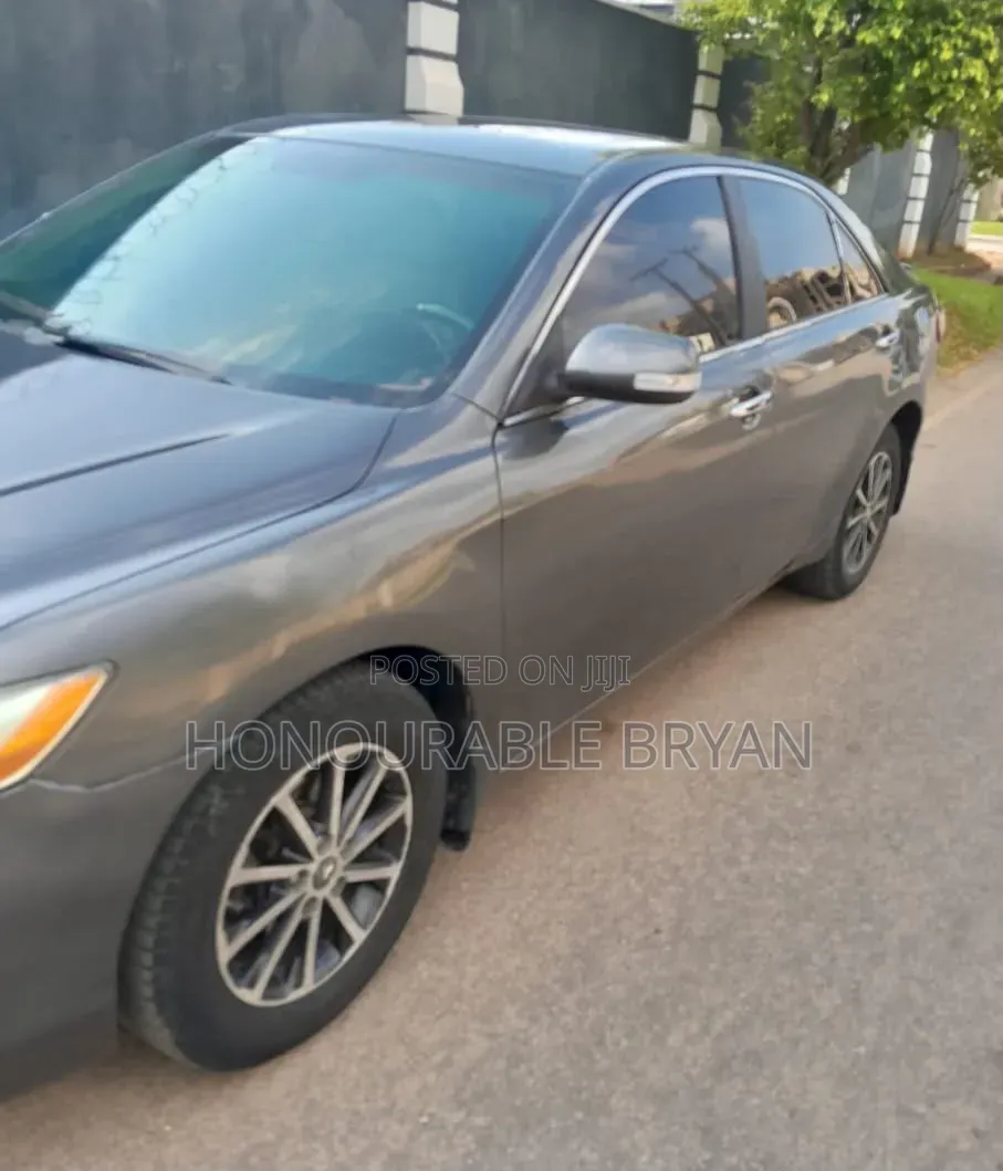 Toyota Camry 2008 Gray
