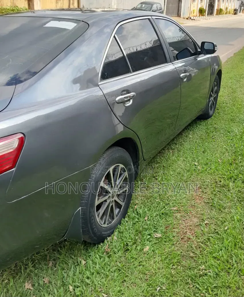 Toyota Camry 2008 Gray