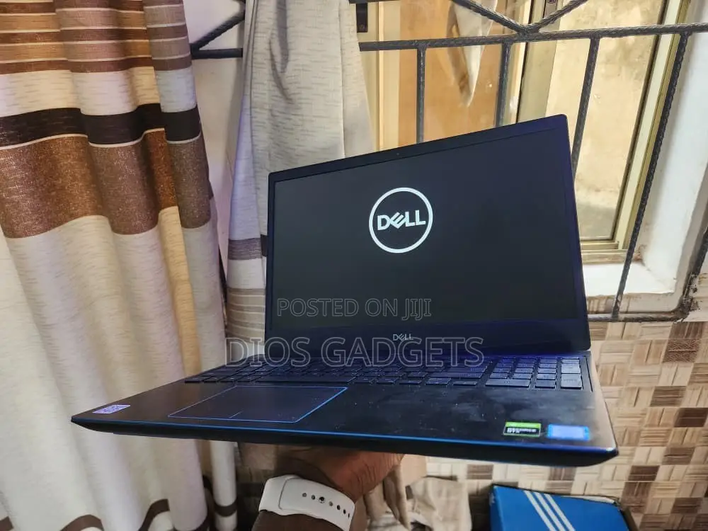 Laptop Dell G3 15 3500 16GB Intel Core i5 SSD 512GB