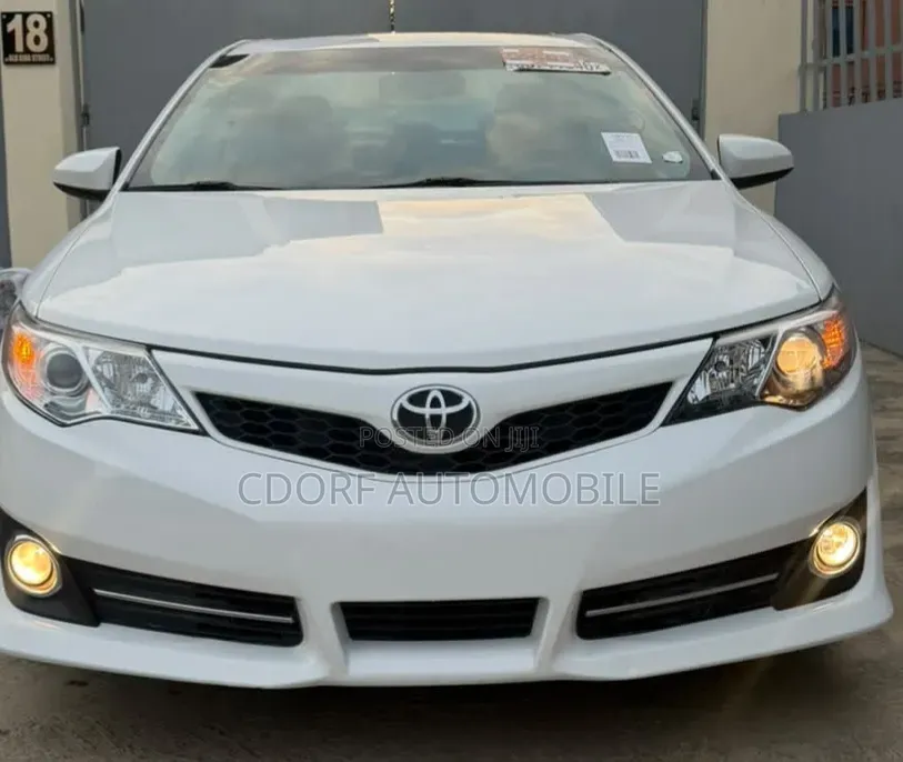 Toyota Camry 2013 White