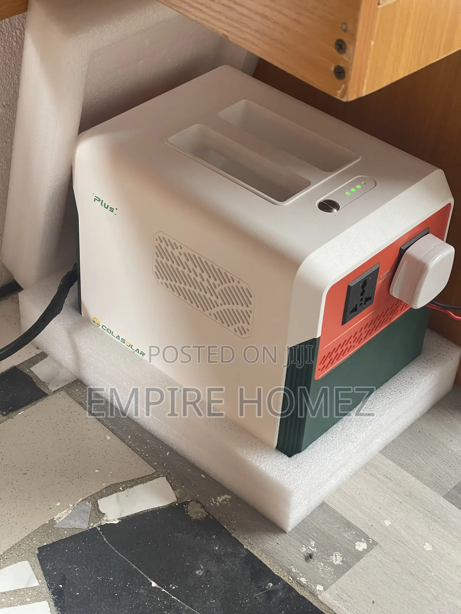 Cola 1000 Plus Solar Power Generator
