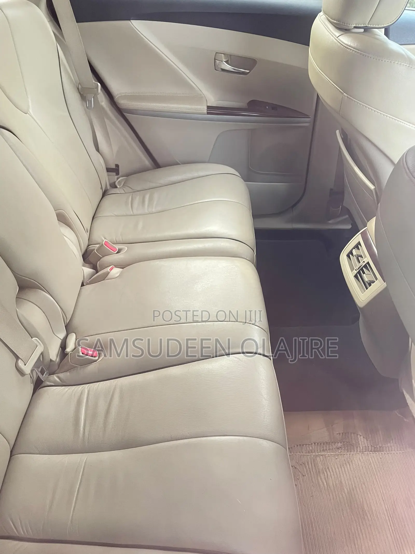 Toyota Venza XLE 2012 Brown
