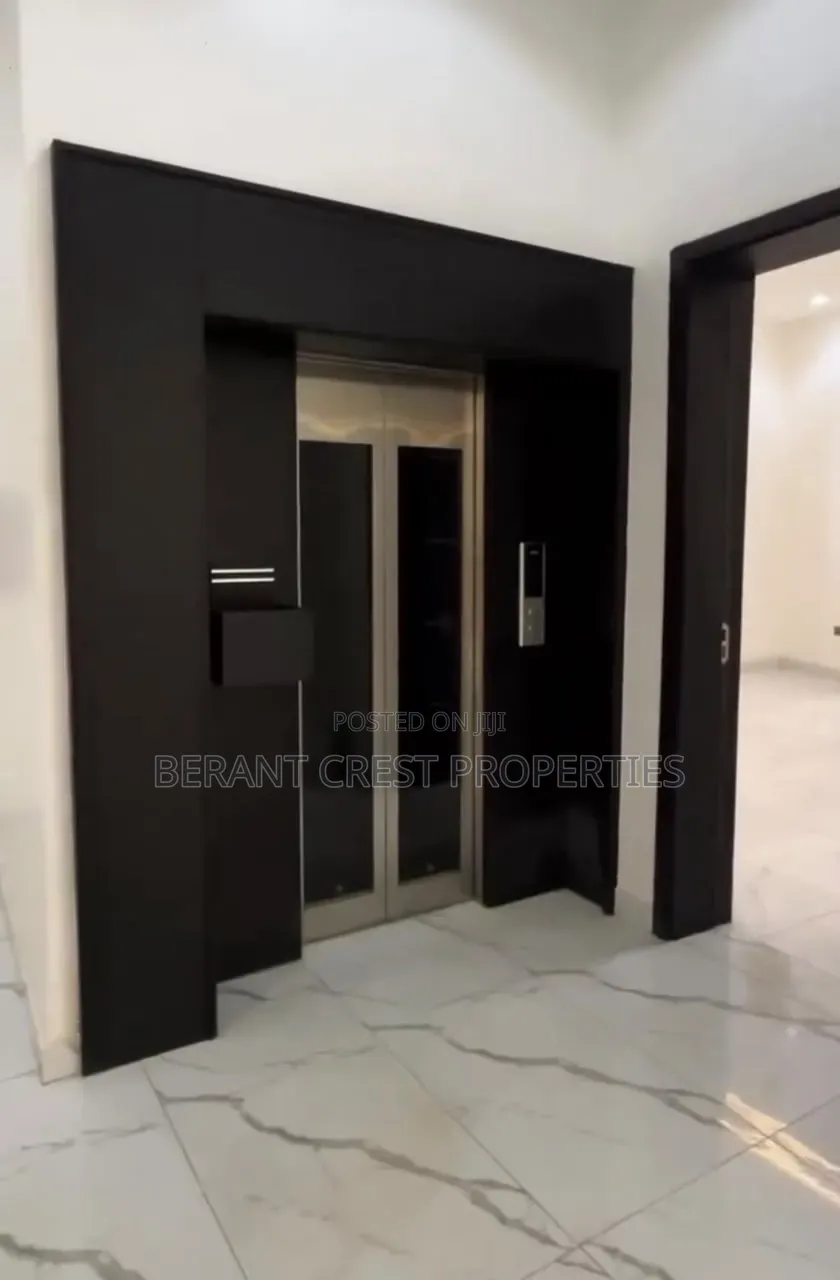 9bdrm Mansion in Guzape for sale