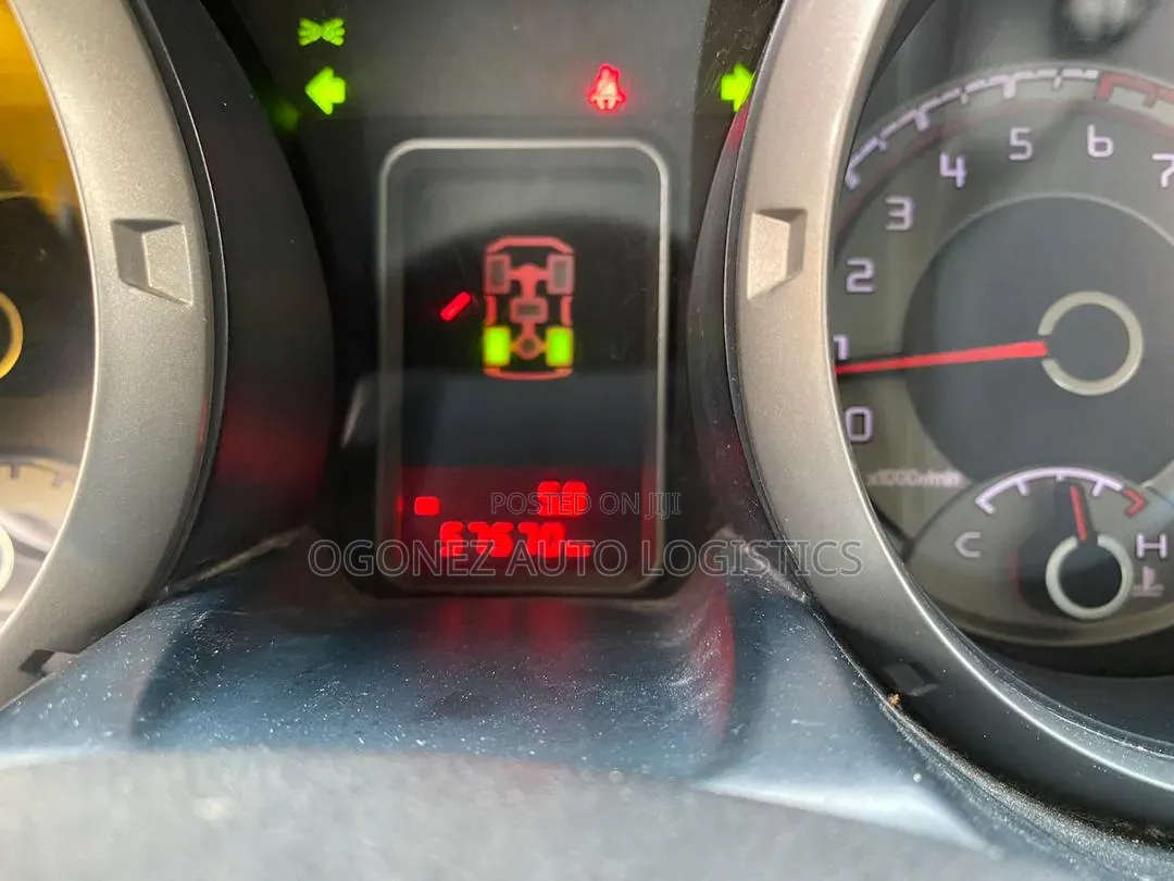 Mitsubishi Pajero 2016 Black