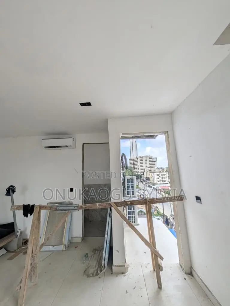 2bdrm Apartment in Maryam'S Court, Ademola Adetokunbo for sale