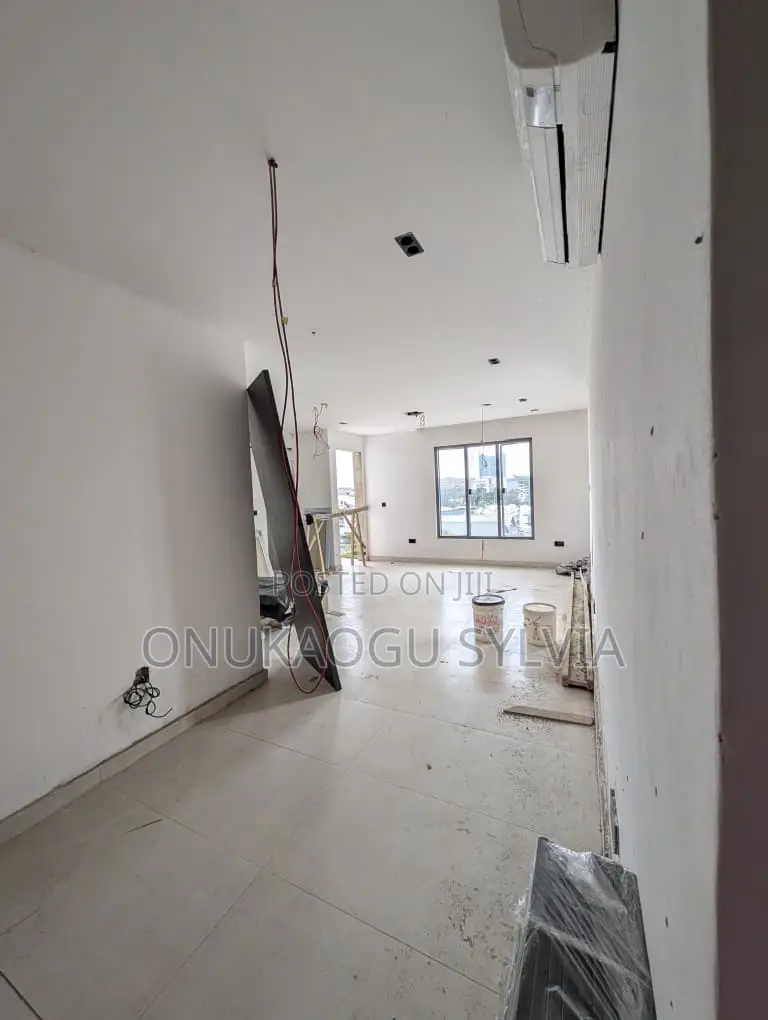 2bdrm Apartment in Maryam'S Court, Ademola Adetokunbo for sale