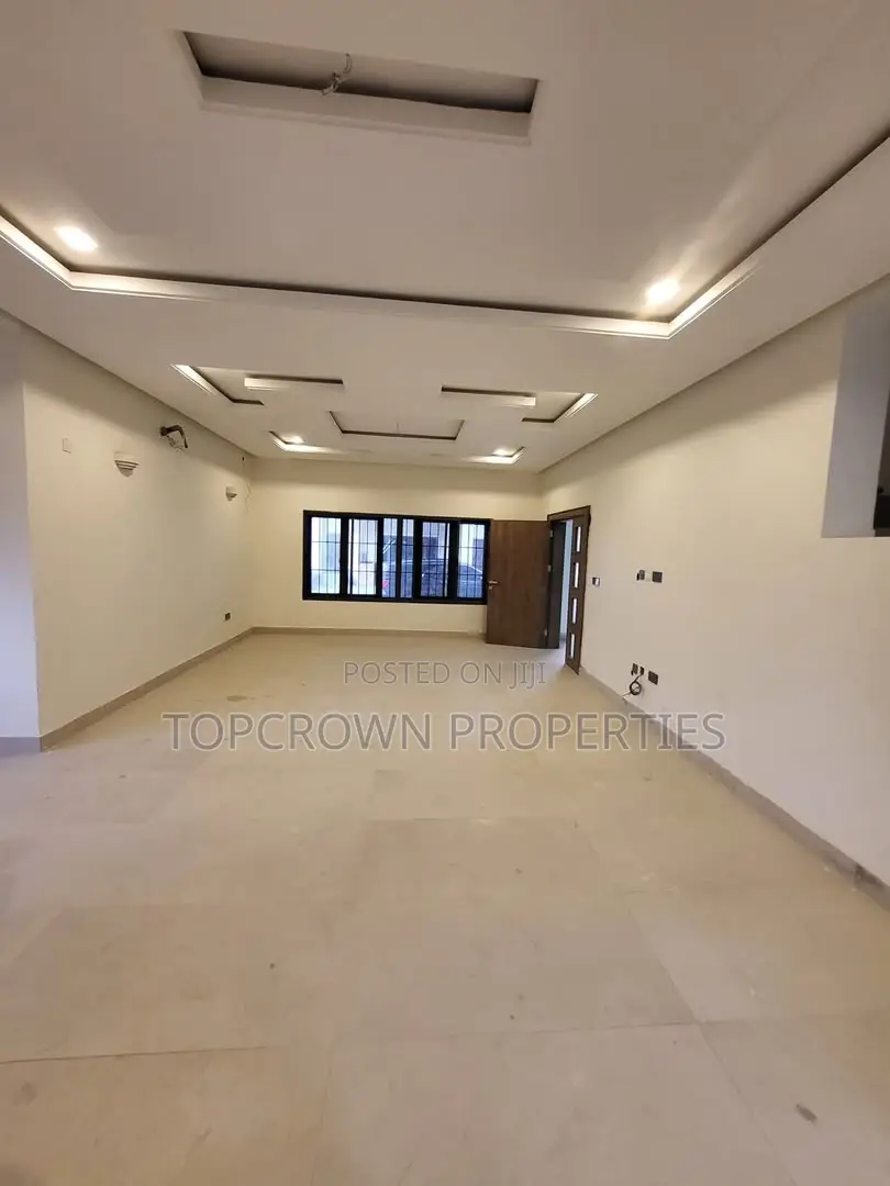 4bdrm Duplex in Guzape District for sale