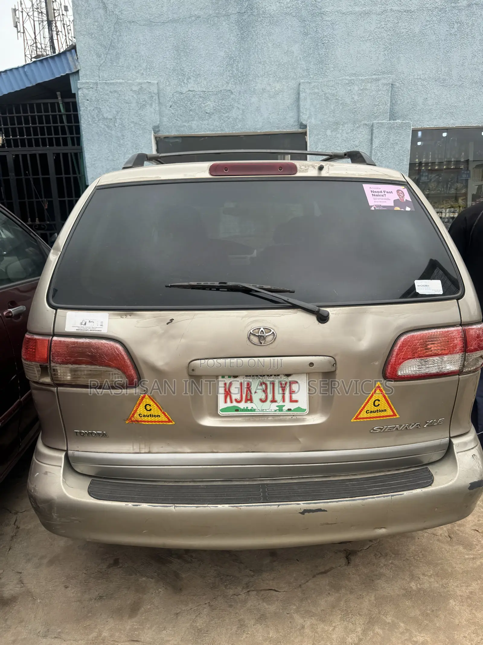 Toyota Sienna LE 2002 Gold
