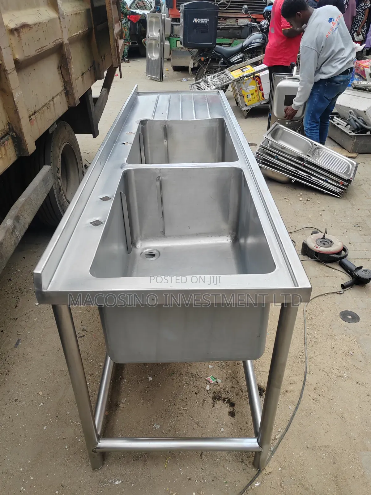 304 Stainless Steel, 2mm Thickness Industrial Sink.