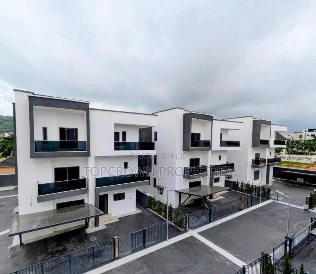 6bdrm Duplex in Katampe Extension for sale