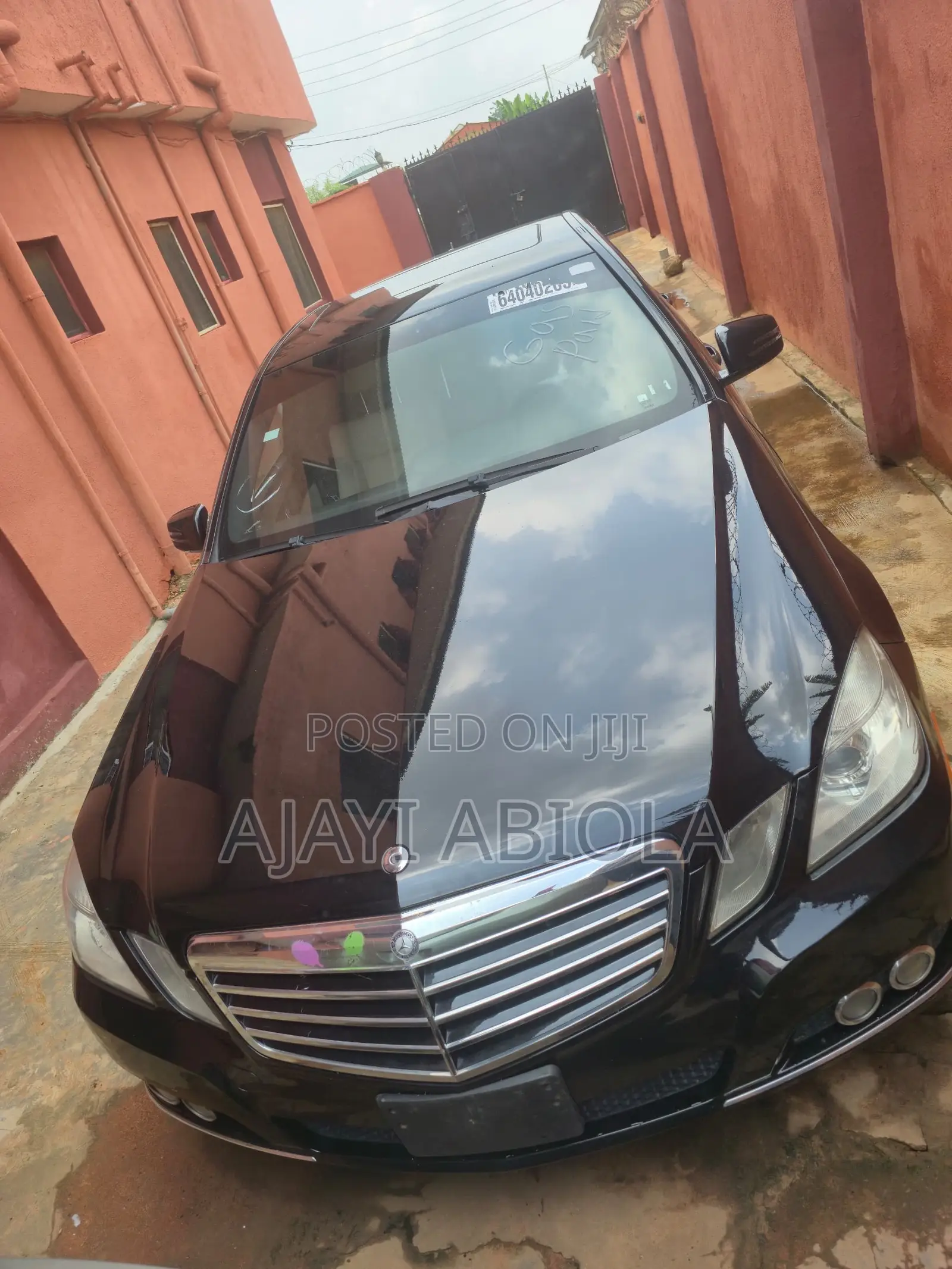 Mercedes-Benz E350 Base 4Matic Sedan AWD (3.5L 6cyl 7A) 2010 Black