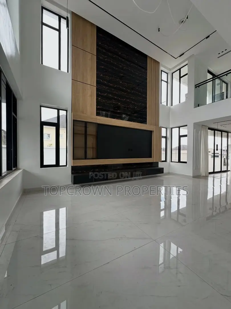 5bdrm Duplex in Apo Resettlement for sale