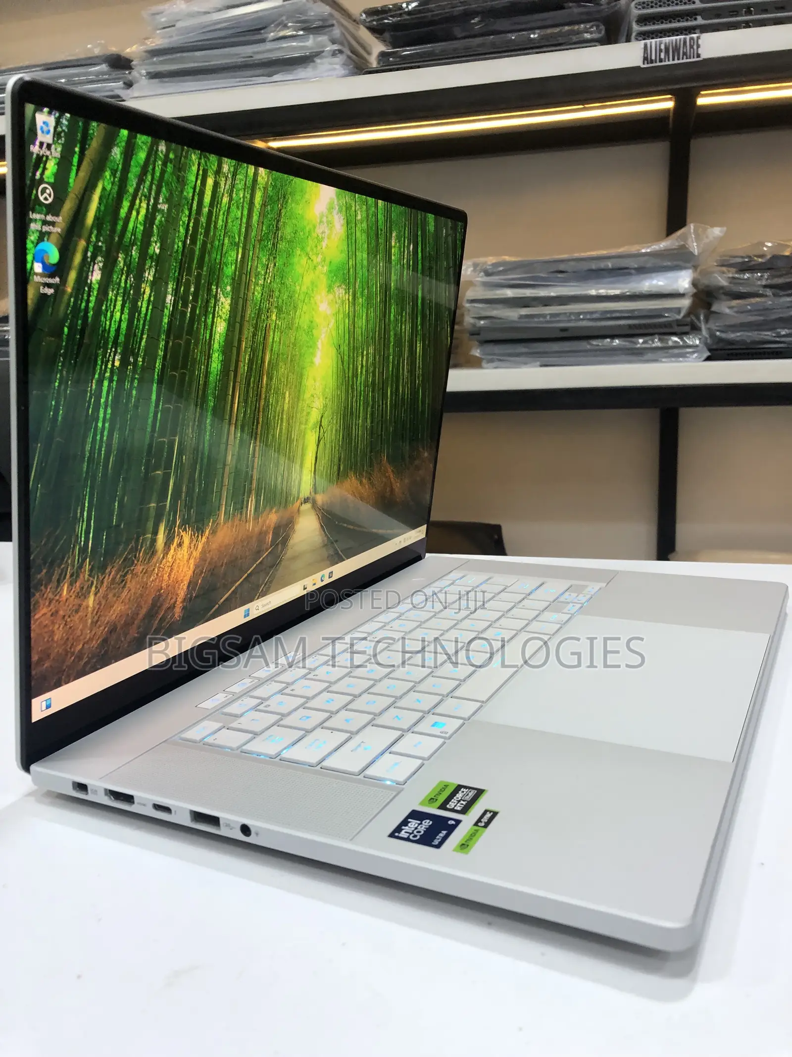 Laptop Asus ROG Zephyrus G16 32GB Intel Core Ultra 9 SSD 2T