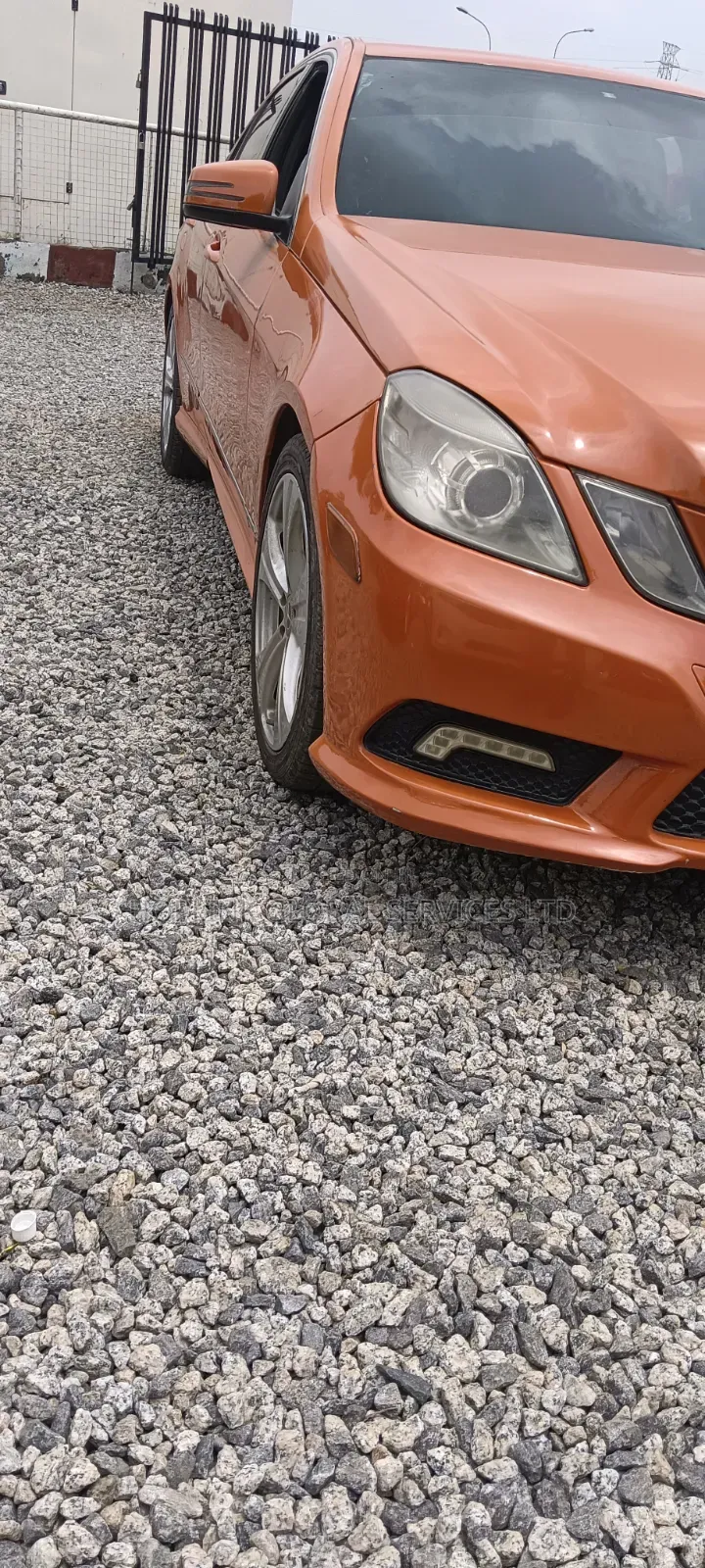 Mercedes-Benz E350 2011 Orange