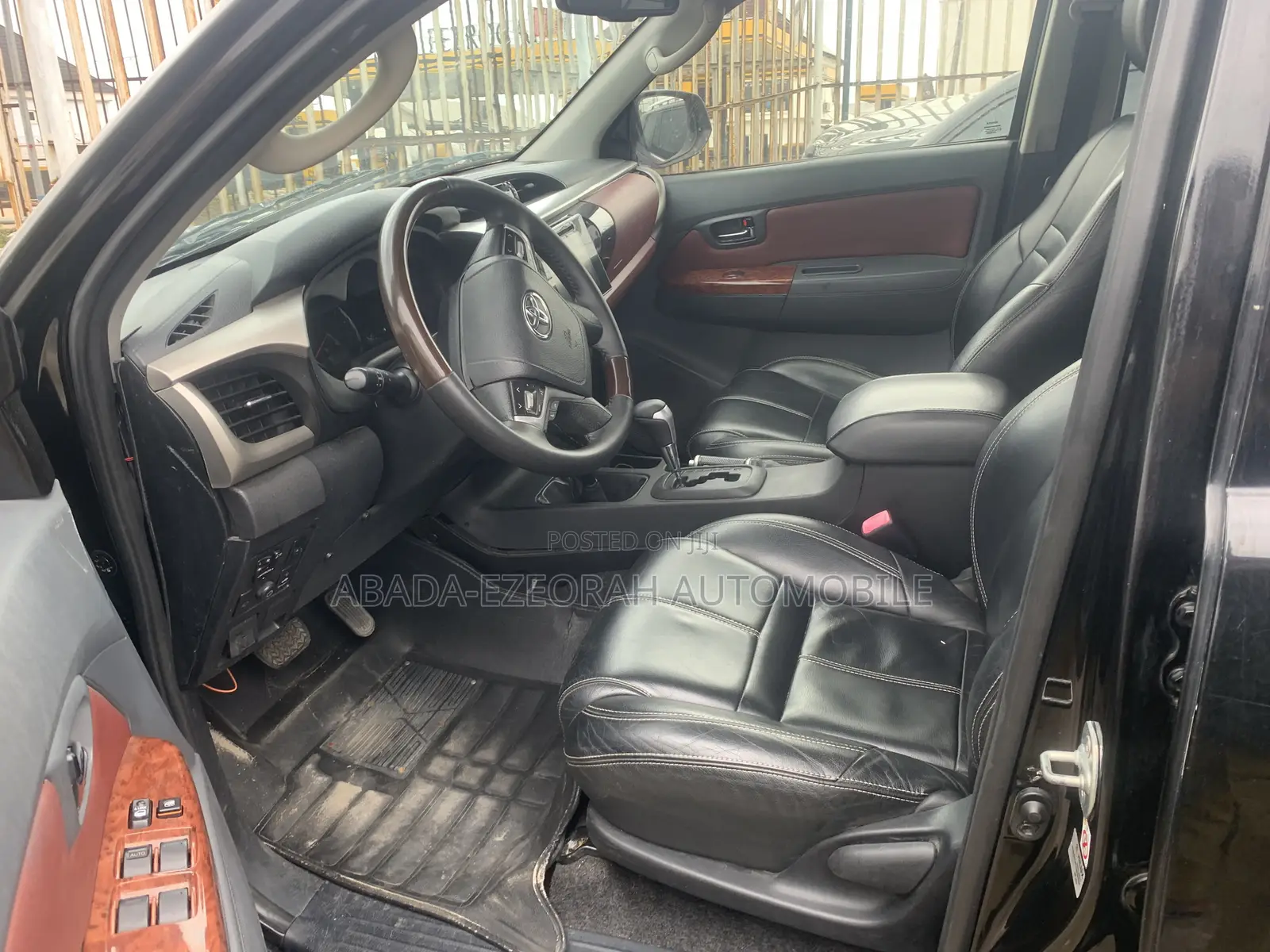 Toyota Hilux 3.0 D-4D 4x4 2015 Black
