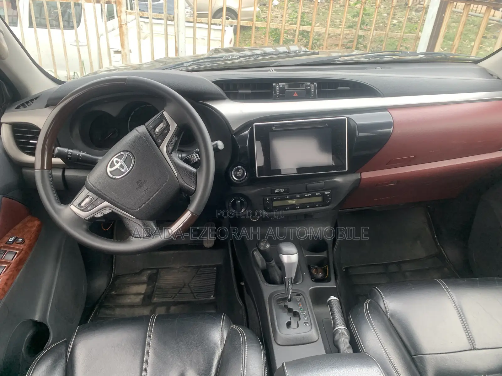 Toyota Hilux 3.0 D-4D 4x4 2015 Black