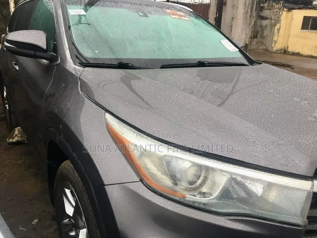 Toyota Highlander 2015 Brown