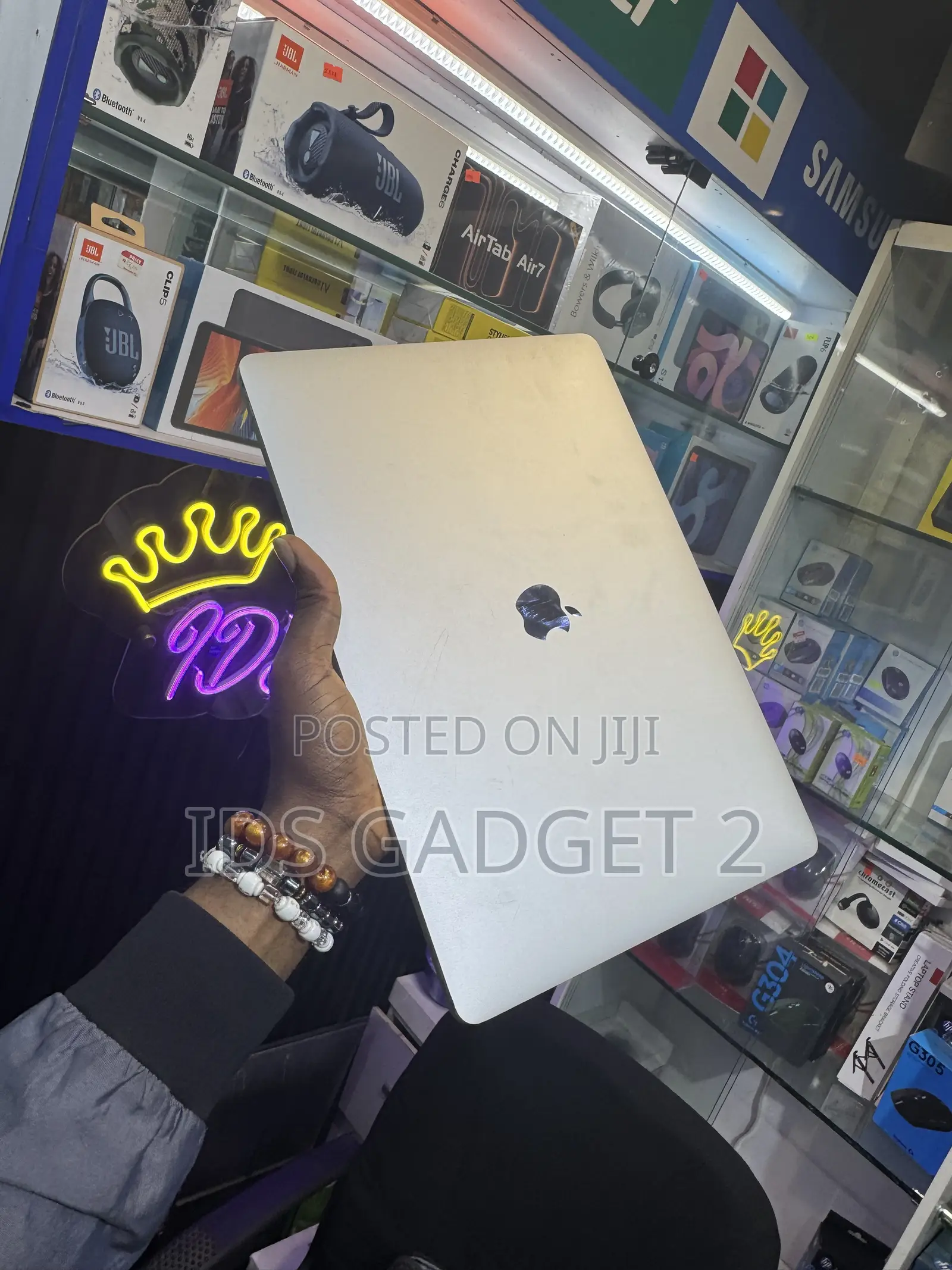 Laptop Apple MacBook Pro 2019 16GB Intel Core i7 SSD 256GB