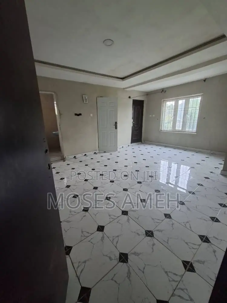 2bdrm Block of Flats in Wuye for sale