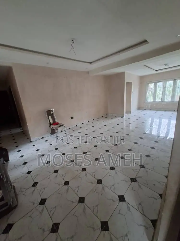 2bdrm Block of Flats in Wuye for sale