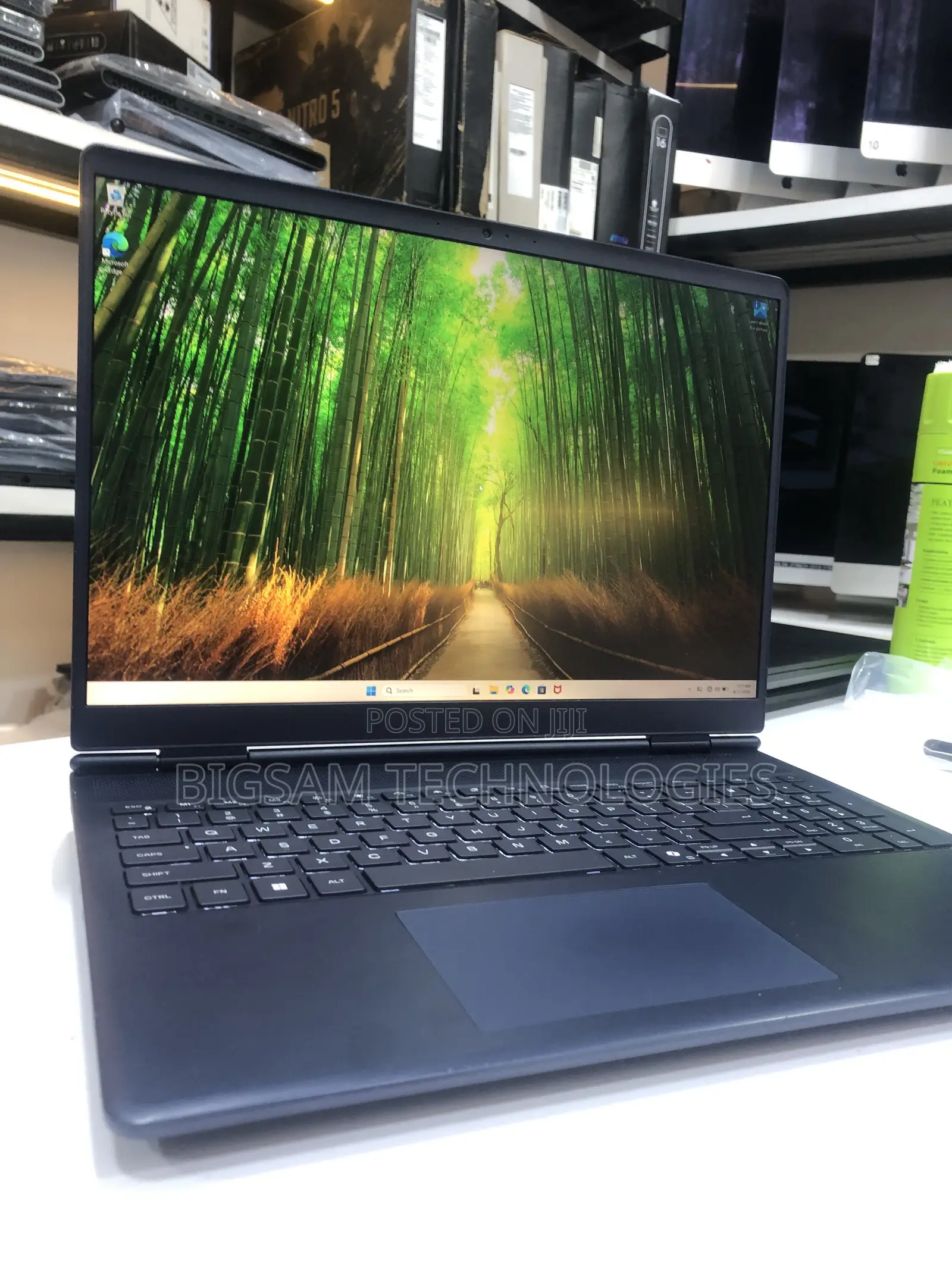 Laptop Alienware 16 Aurora 32GB Intel Core i7 SSD 1T