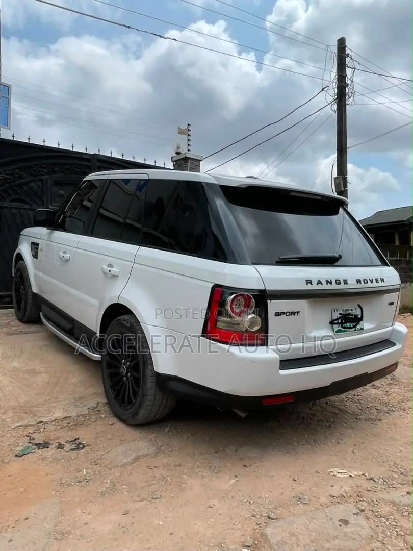 Land Rover Range Rover Sport HSE 4x4 (5.0L 8cyl 6A) 2012 White