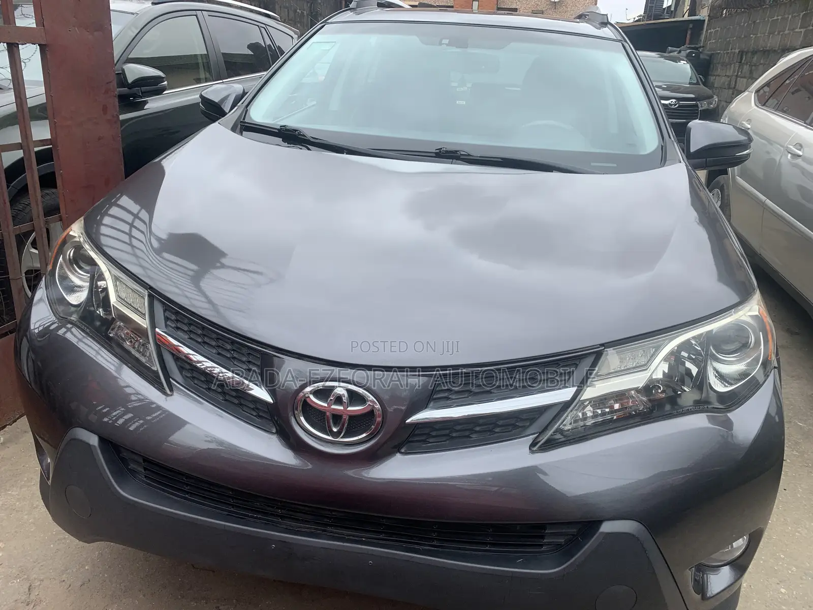 Toyota RAV4 Limited 4dr SUV AWD (2.5L 4cyl 6A) 2015 Gray