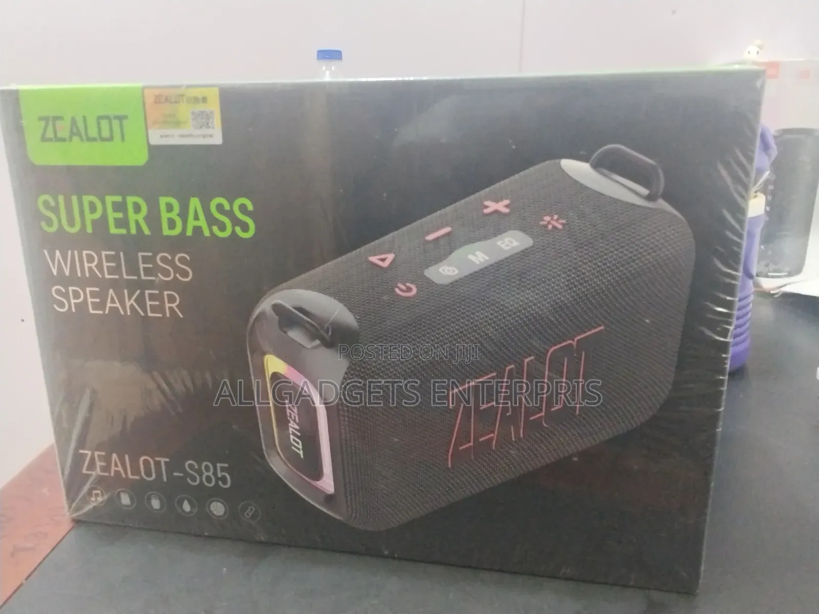 PORTABLE Zealot Speaker