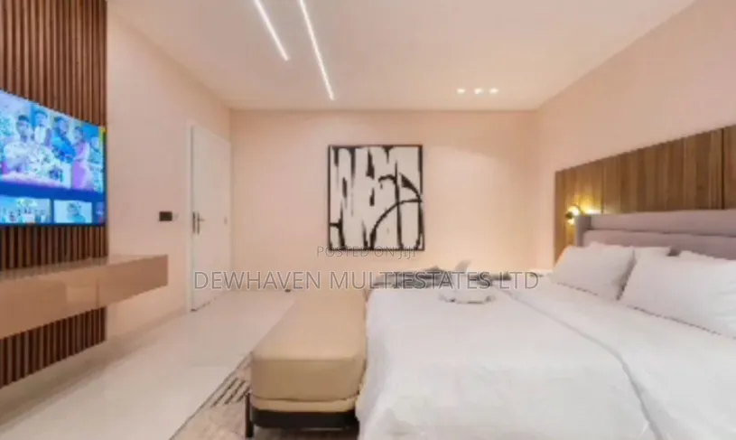 Furnished 3bdrm Apartment in Banana Island for sale