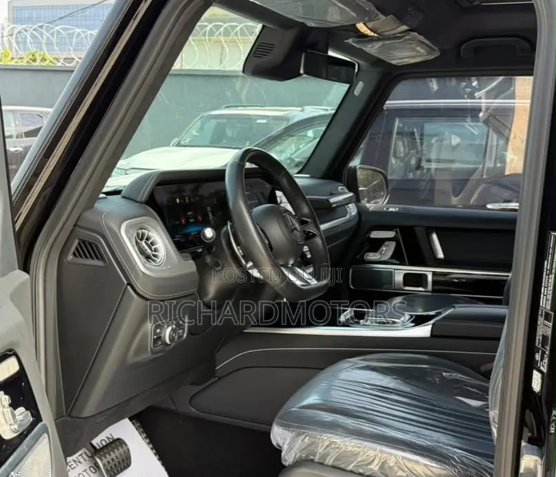 New Mercedes-Benz G-Class G63 AMG Brabus G700 2025 Black