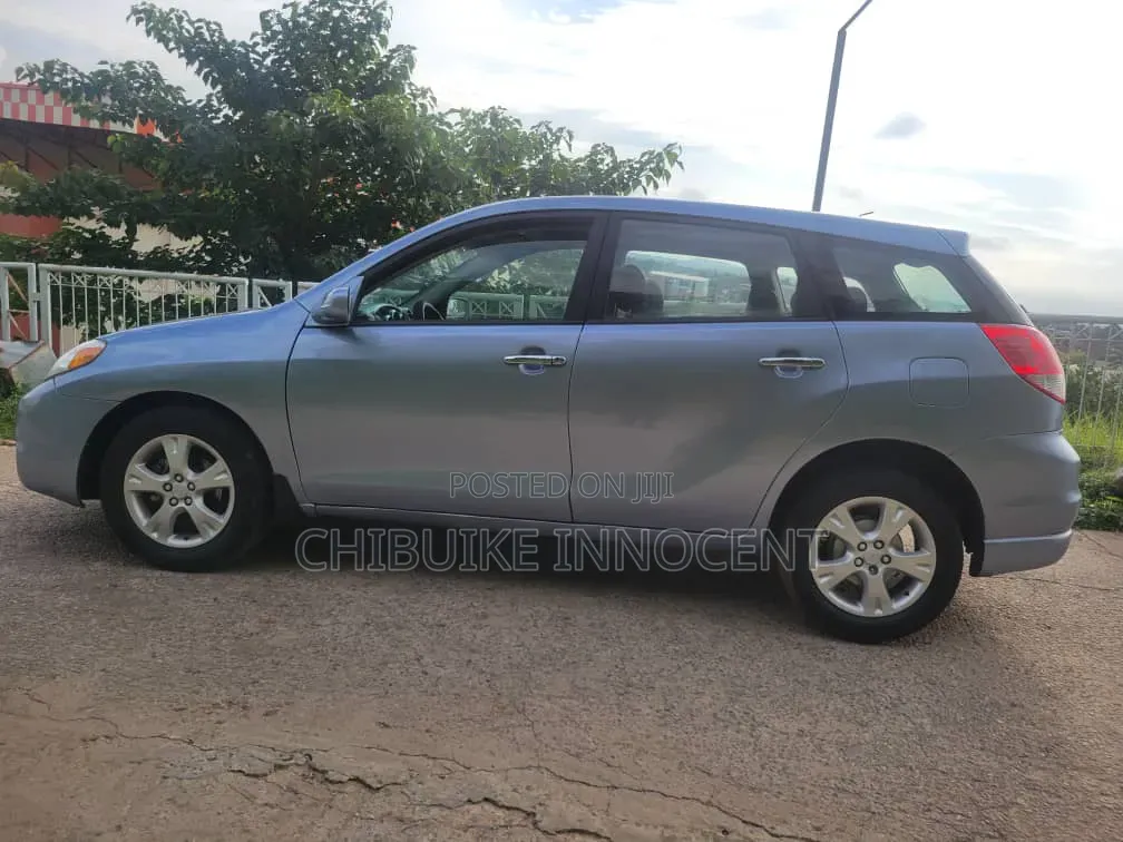 Toyota Matrix 2004