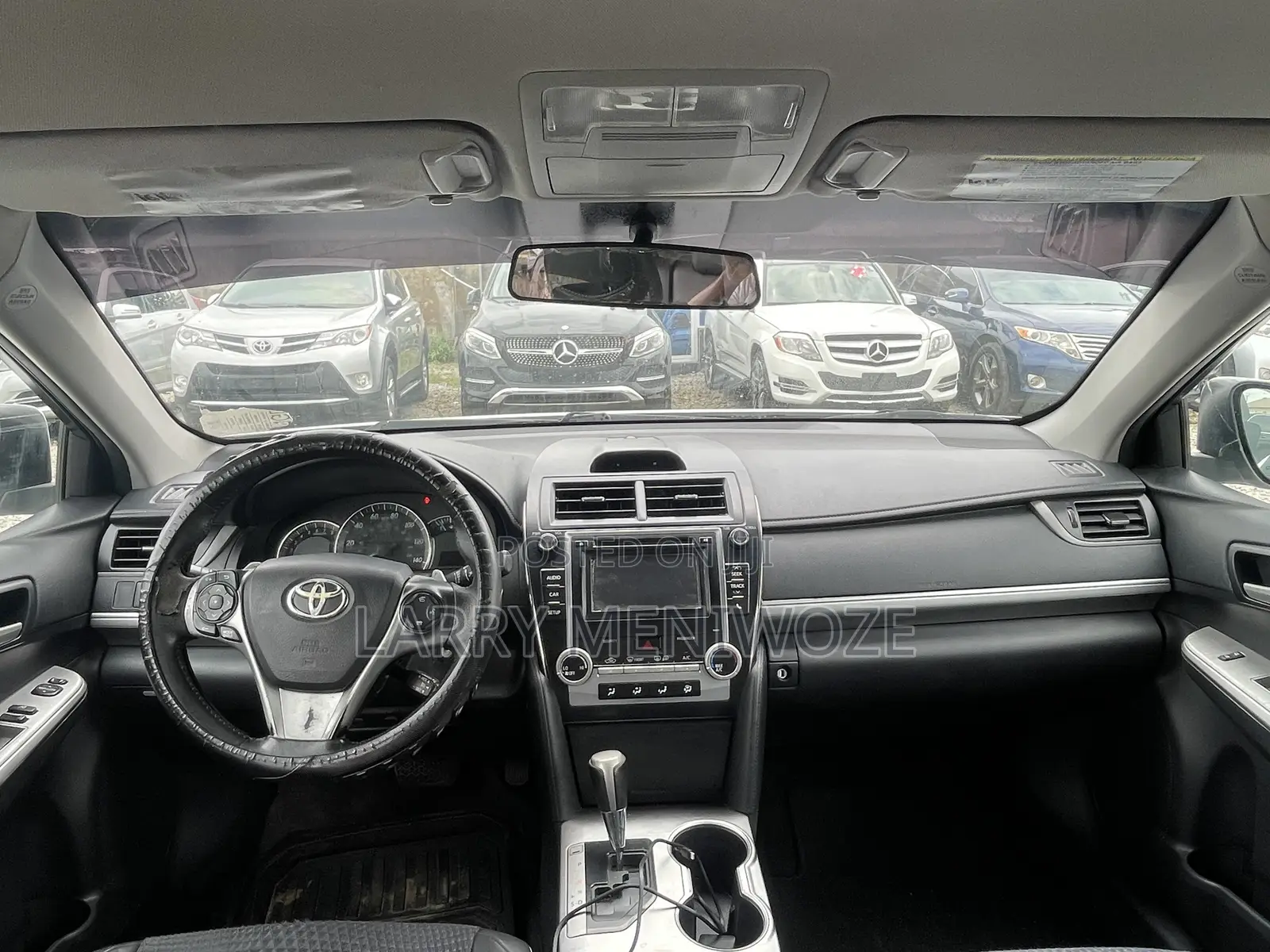 Toyota Camry SE 4dr Sedan (2.5L 4cyl 6A) 2014 White