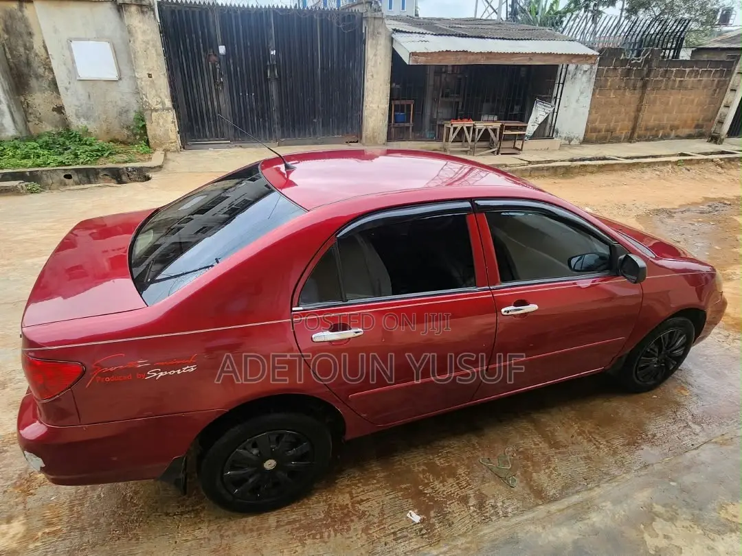 Toyota Corolla 2005 Red