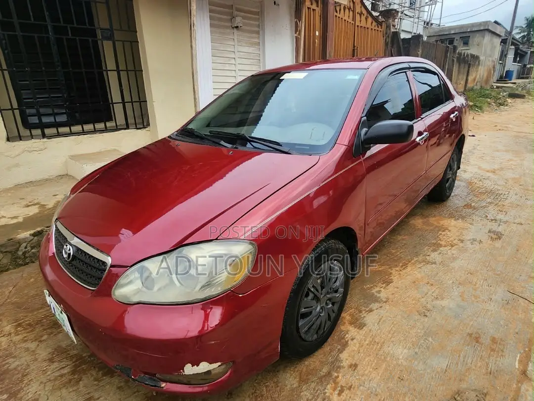 Toyota Corolla 2005 Red