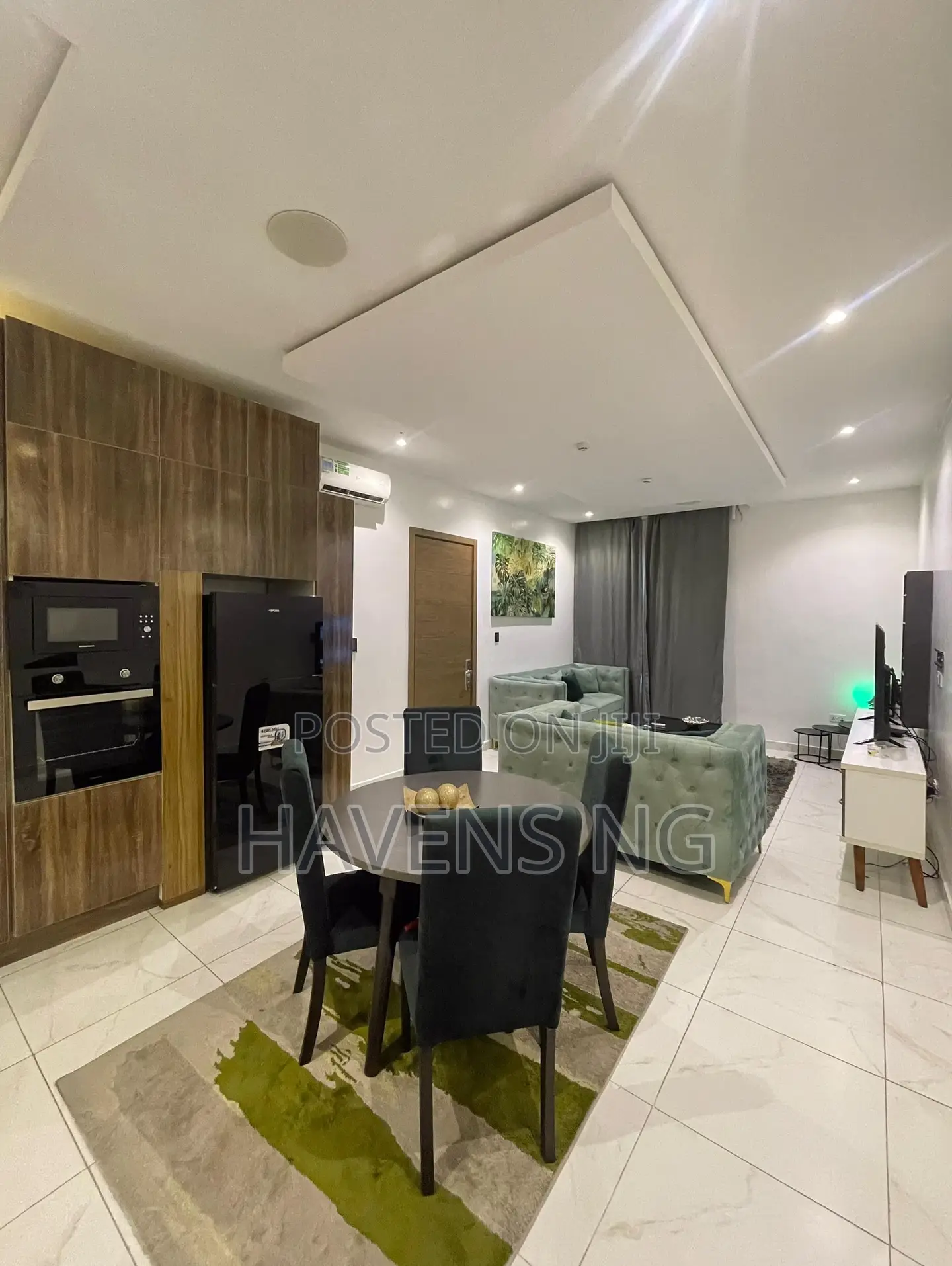 Contemporary 1-Bedroom Apartment Lekki