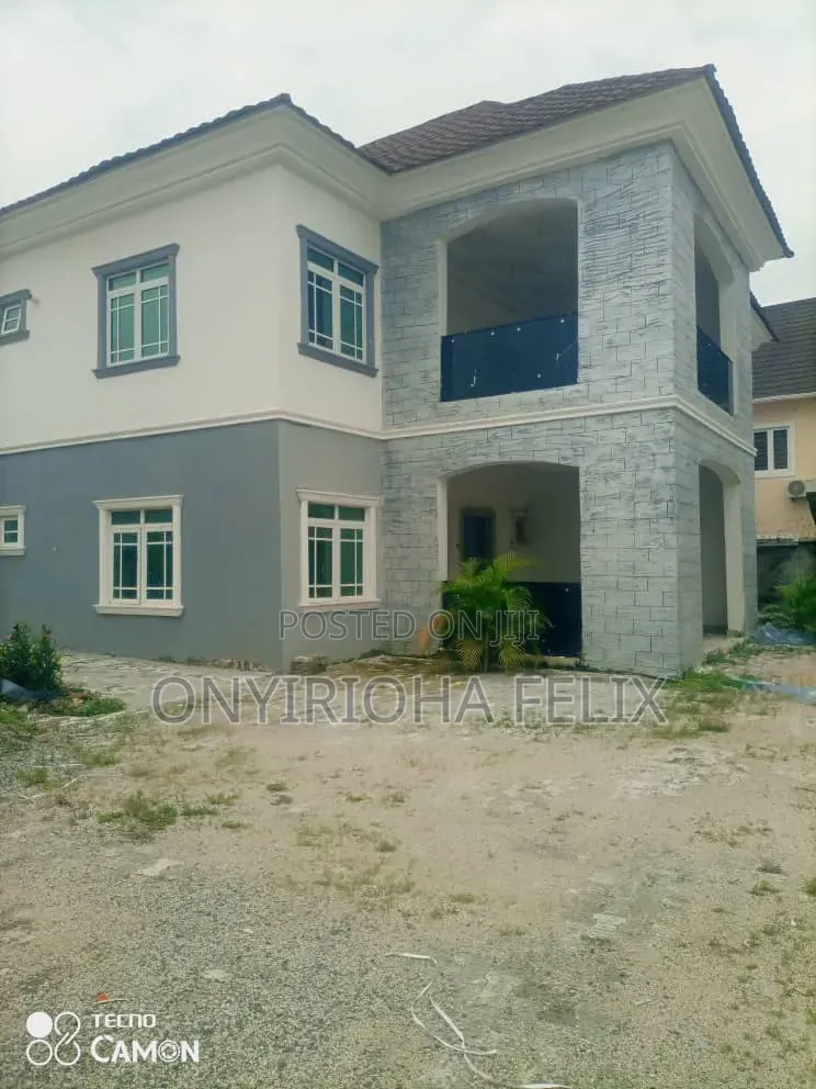 4bdrm Duplex in 2Nd Avenue Gwarinpa, Bunkoro for rent