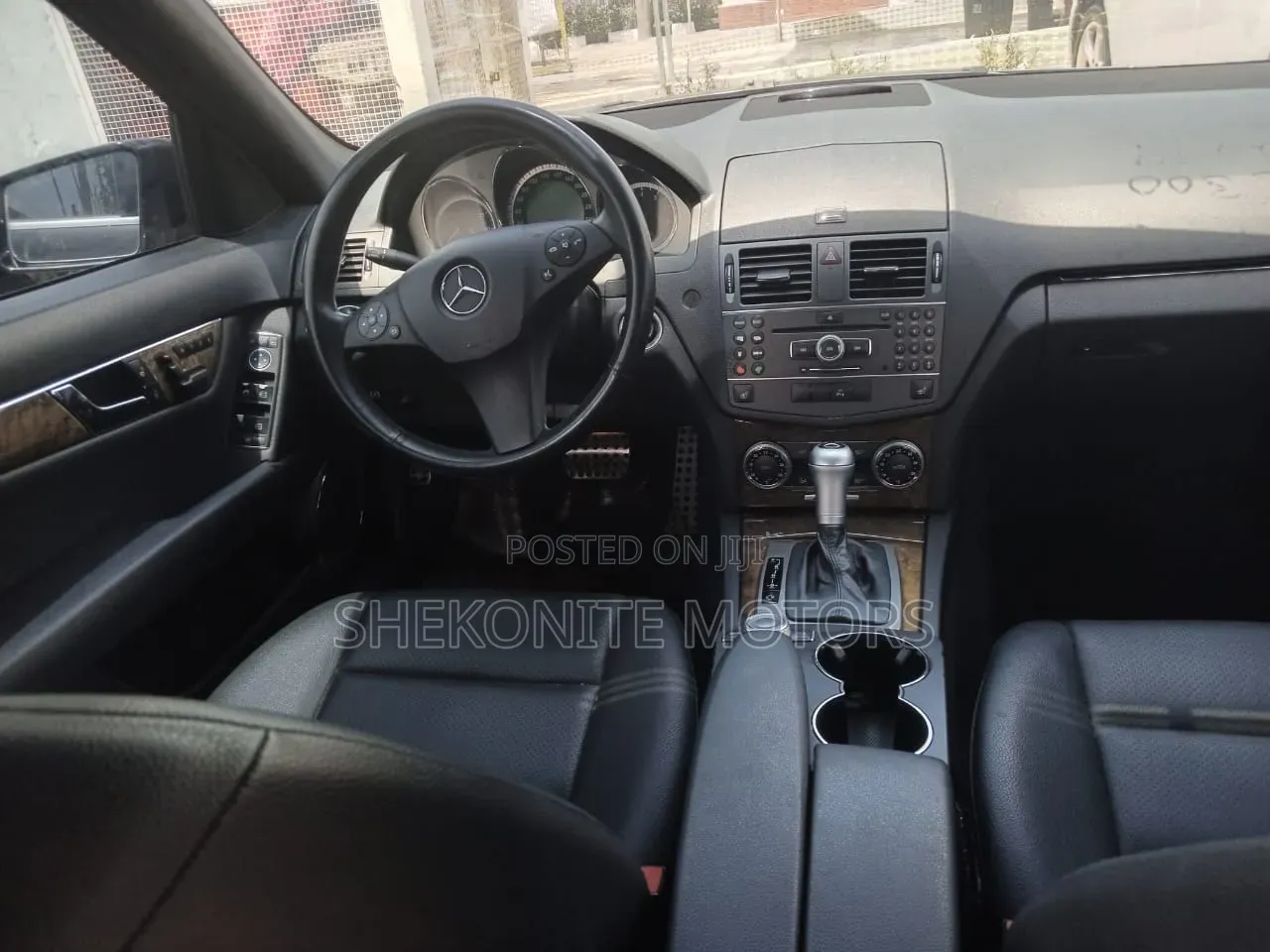 Mercedes-Benz C300 2011 Black