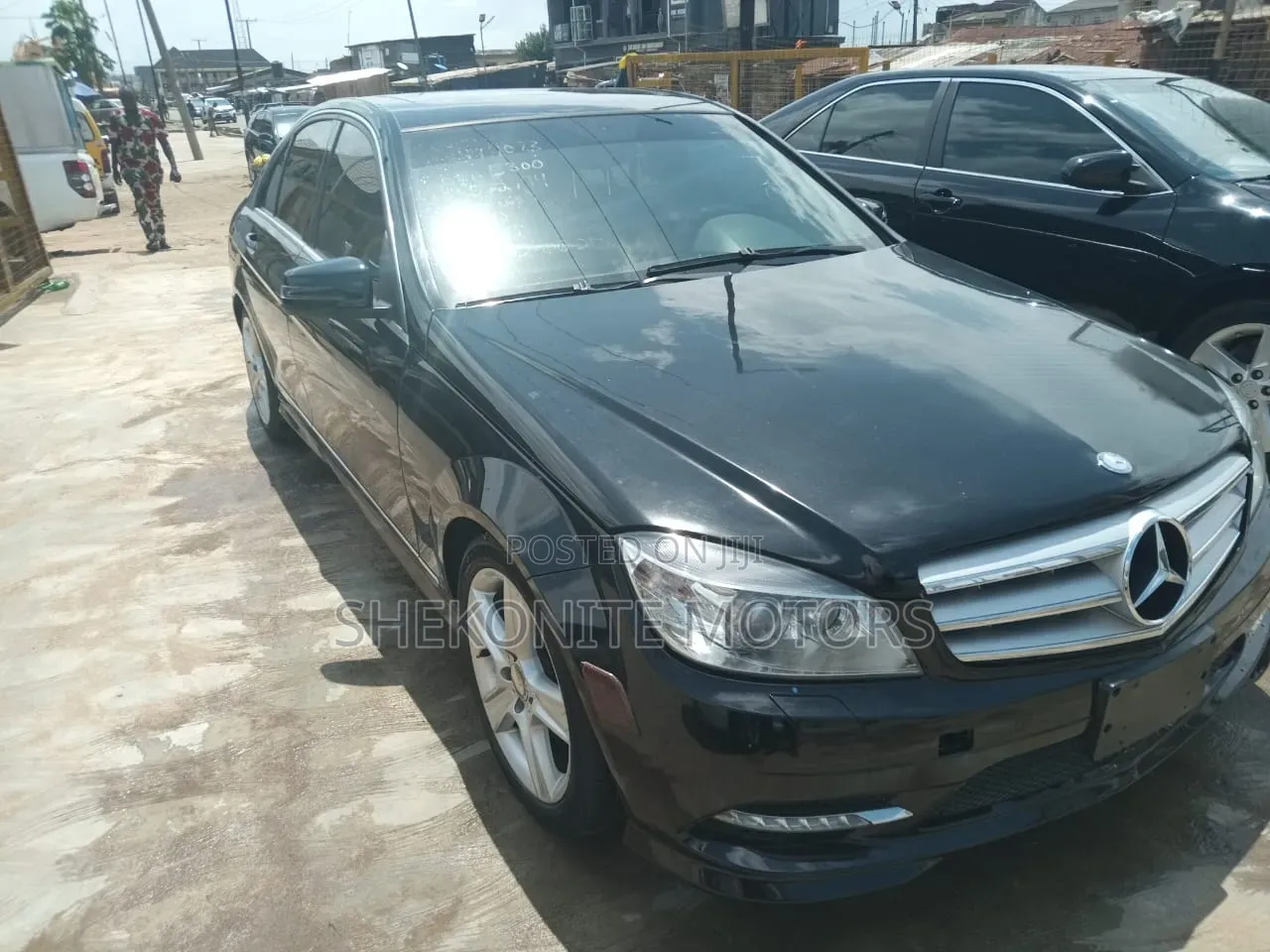 Mercedes-Benz C300 2011 Black
