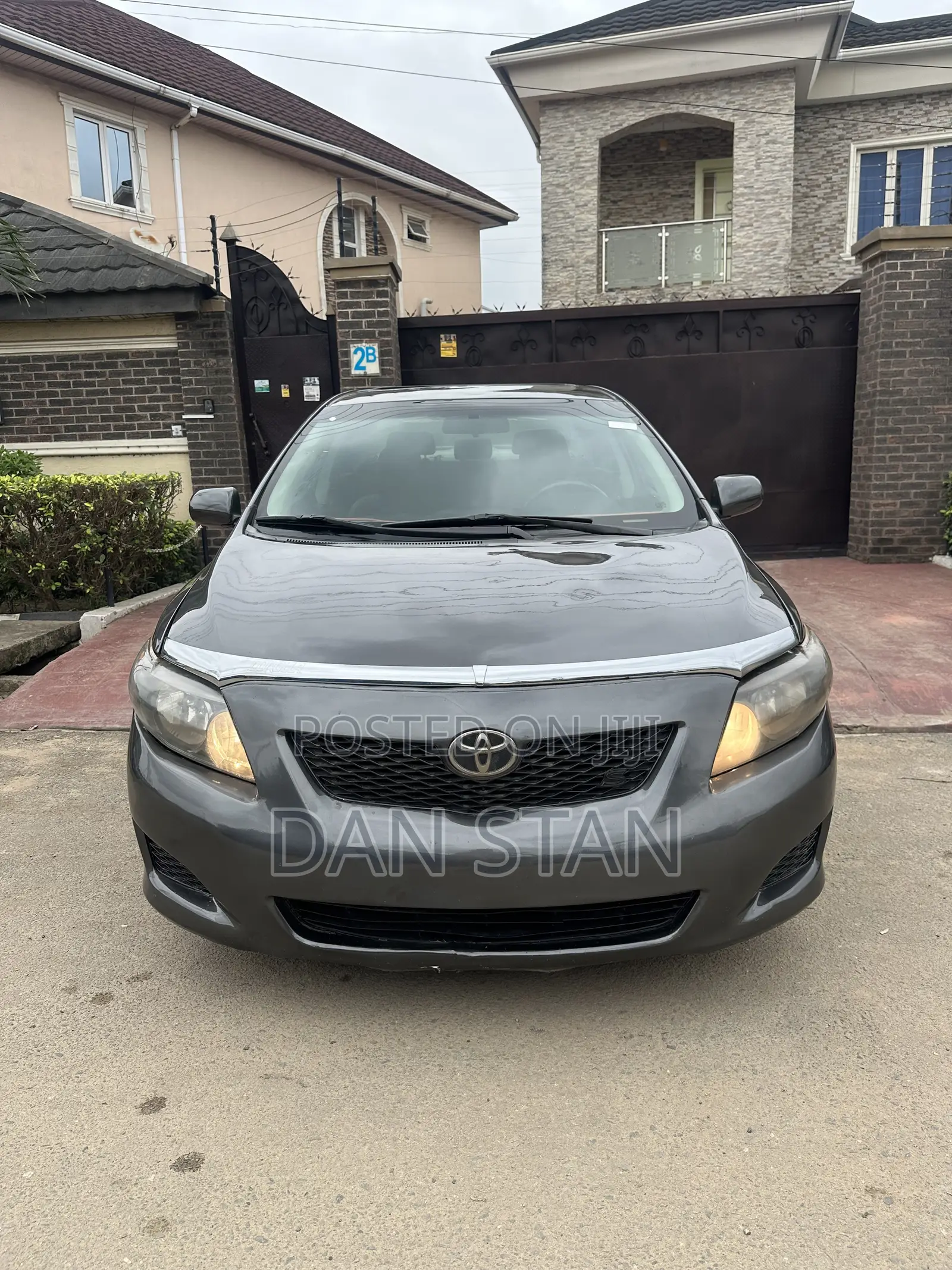 Toyota Corolla 2009 Gray